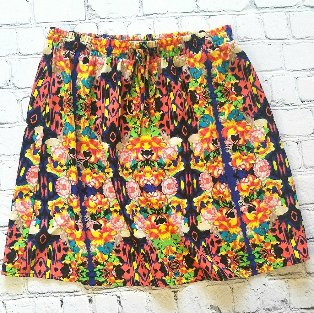 Xhilaration Fun Bright Summer Skirt Sz Medium